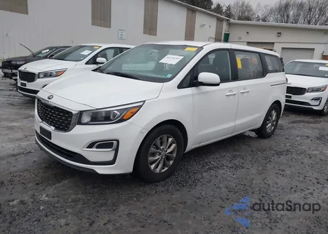 2020 Kia Sedona L из США, поврежденный, VIN KNDMA5C14L6613644